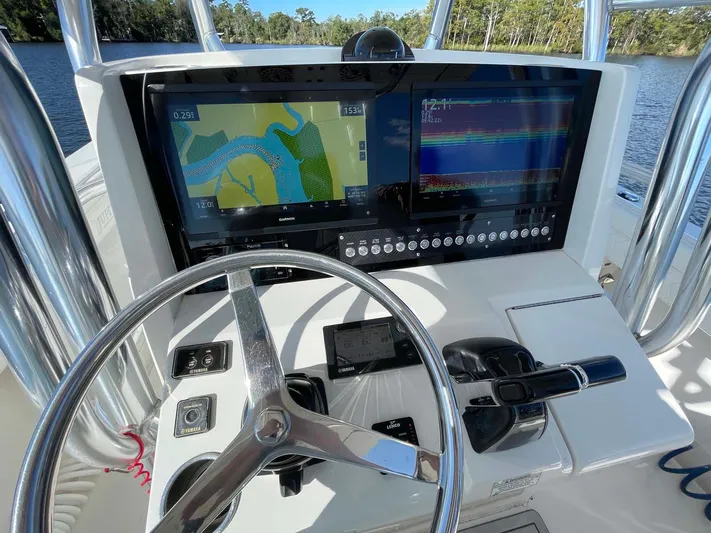 Geauxin Deep Yacht Photos Pics 