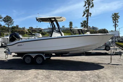 Boston Whaler 250 Dauntless