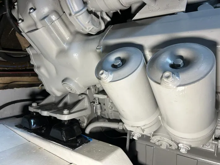 54' Pershing Express Yacht Photos Pics Close-up of a 1999 Pershing 54 engine components.