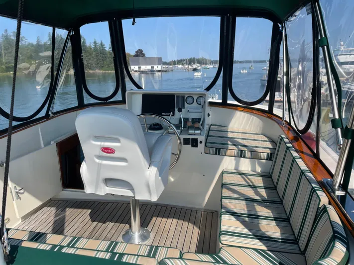 Stranraer IV Yacht Photos Pics 