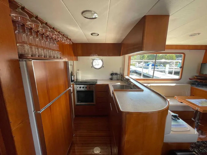 Stranraer IV Yacht Photos Pics 