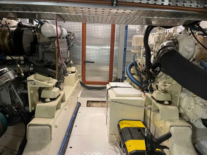 Stranraer IV Yacht Photos Pics 