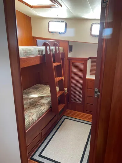 Stranraer IV Yacht Photos Pics 