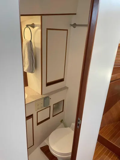 Stranraer IV Yacht Photos Pics 