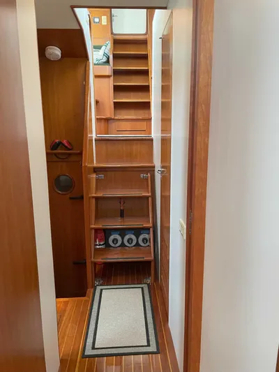 Stranraer IV Yacht Photos Pics 