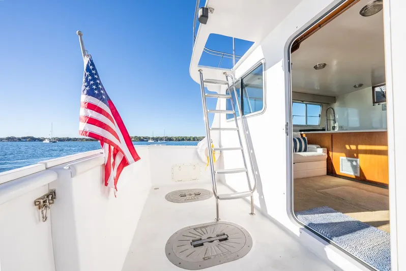 Tignish Yacht Photos Pics Cockpit