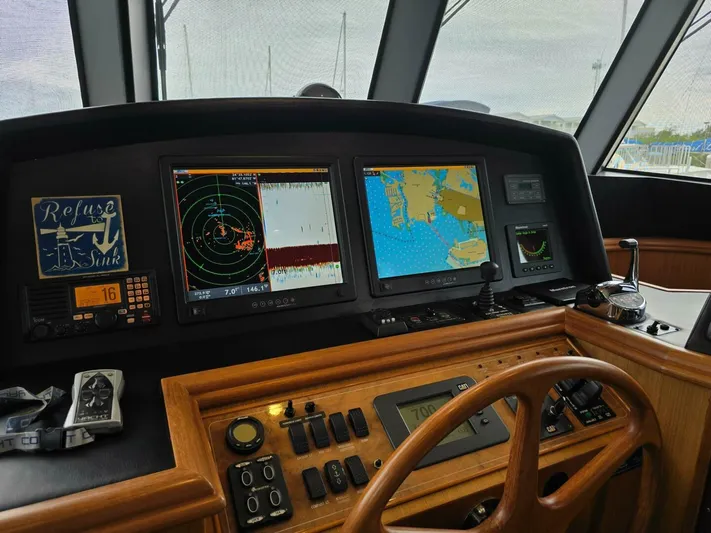 Clara Yacht Photos Pics 