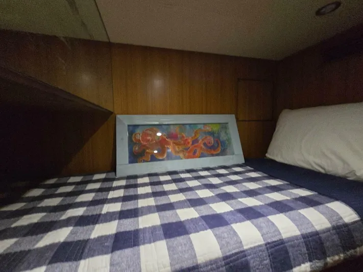 Clara Yacht Photos Pics 