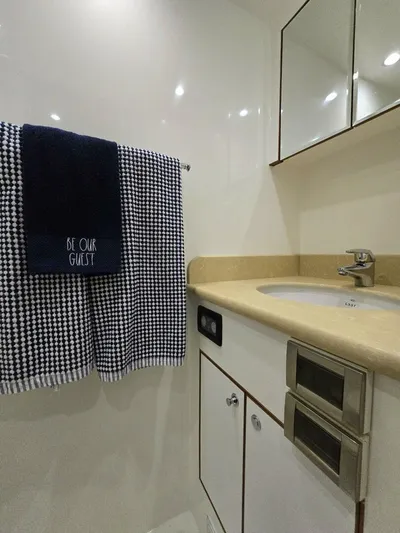 Clara Yacht Photos Pics 