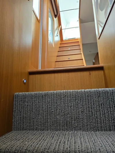 Clara Yacht Photos Pics 