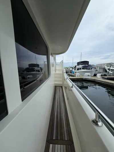 Clara Yacht Photos Pics 