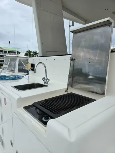 Clara Yacht Photos Pics 