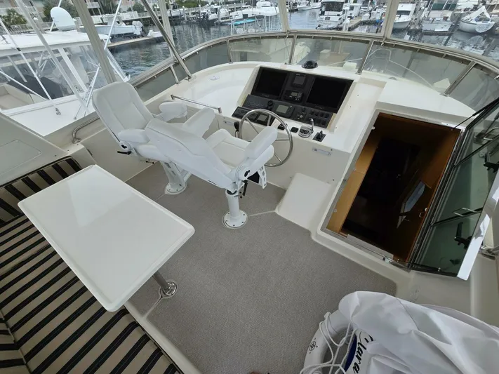 Clara Yacht Photos Pics 