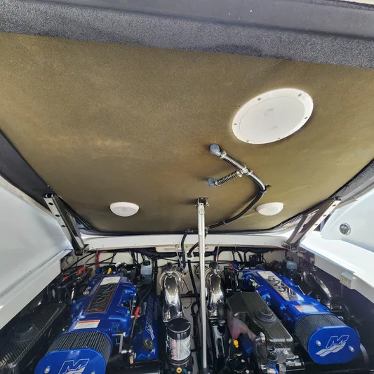 Zenyatta Yacht Photos Pics 