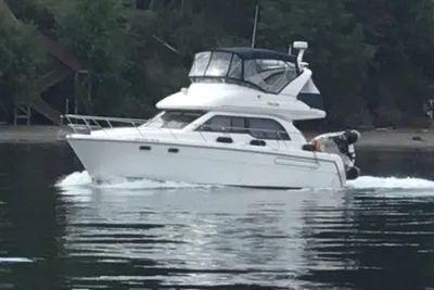 Bayliner 3488 Command Bridge Motoryacht