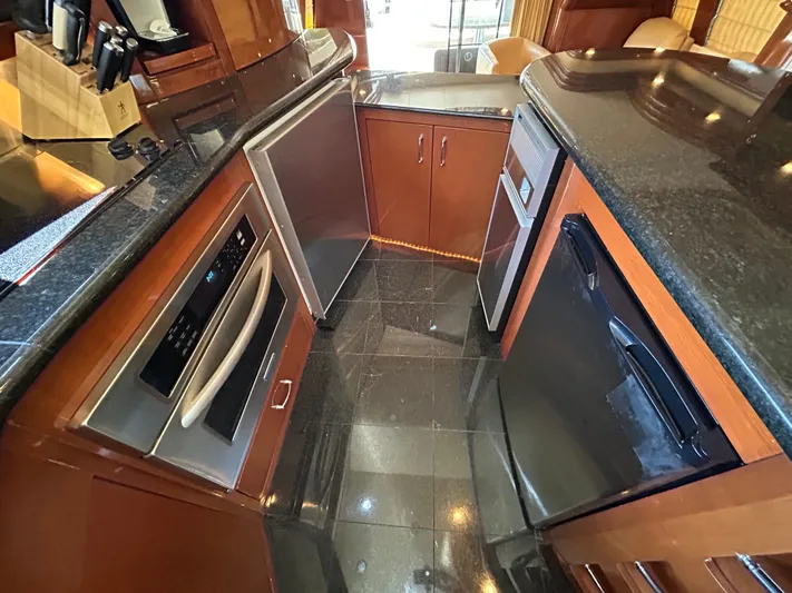 Magic Moments Yacht Photos Pics 