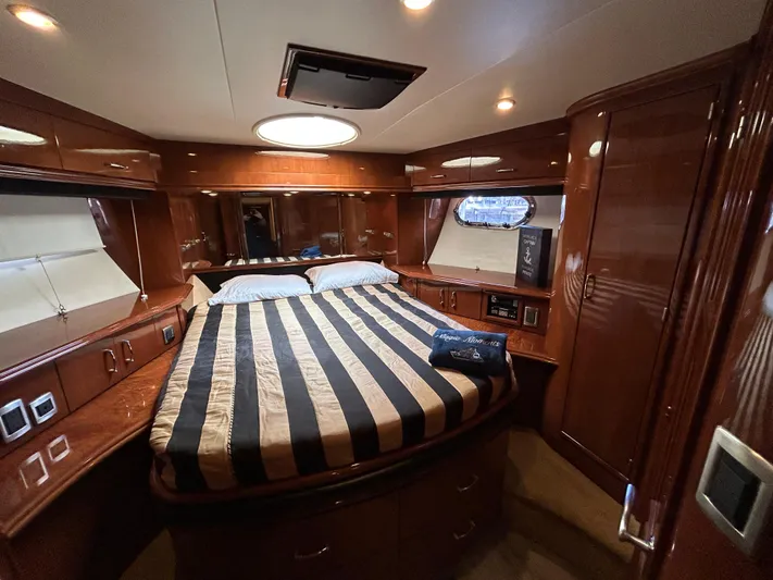 Magic Moments Yacht Photos Pics 