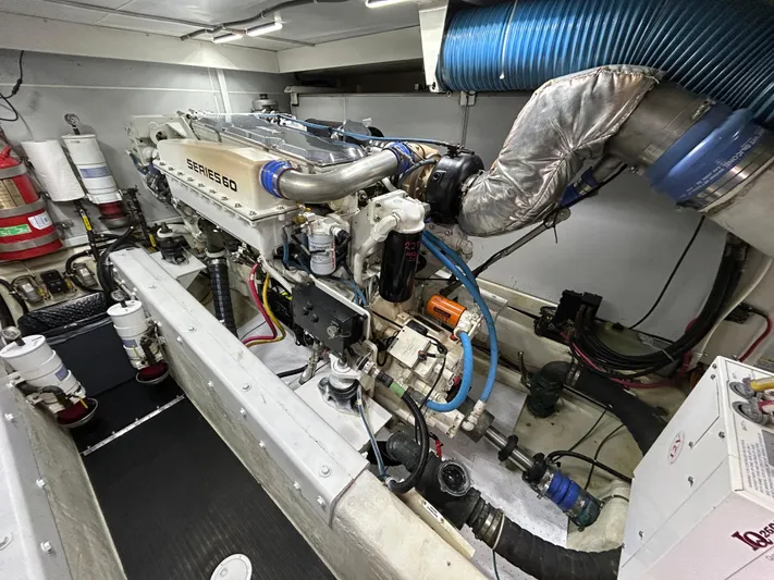 Magic Moments Yacht Photos Pics 