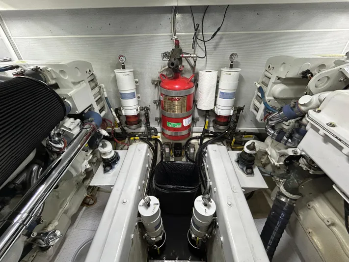 Magic Moments Yacht Photos Pics 