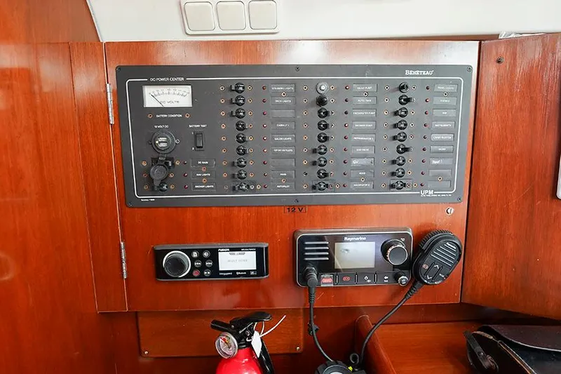 Velaj Yacht Photos Pics 