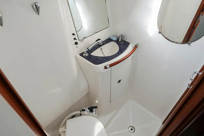 Velaj Yacht Photos Pics 