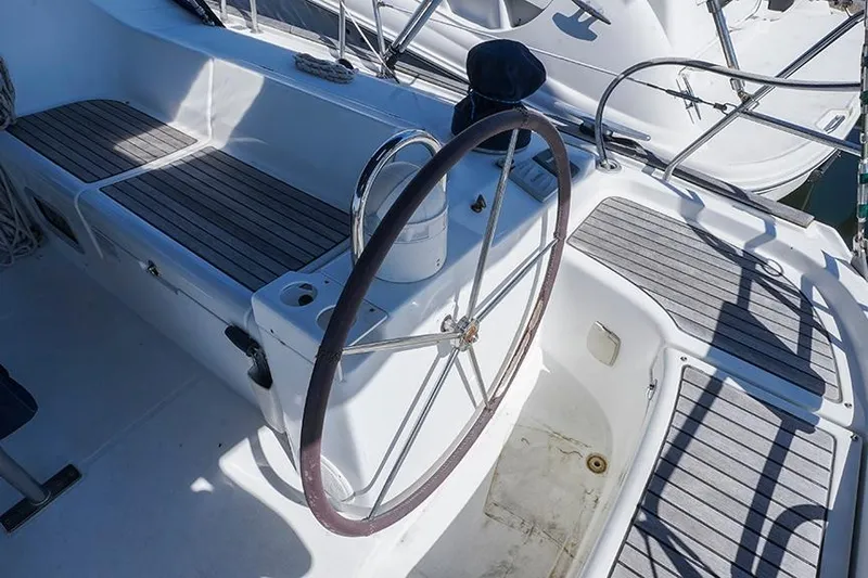 Velaj Yacht Photos Pics 