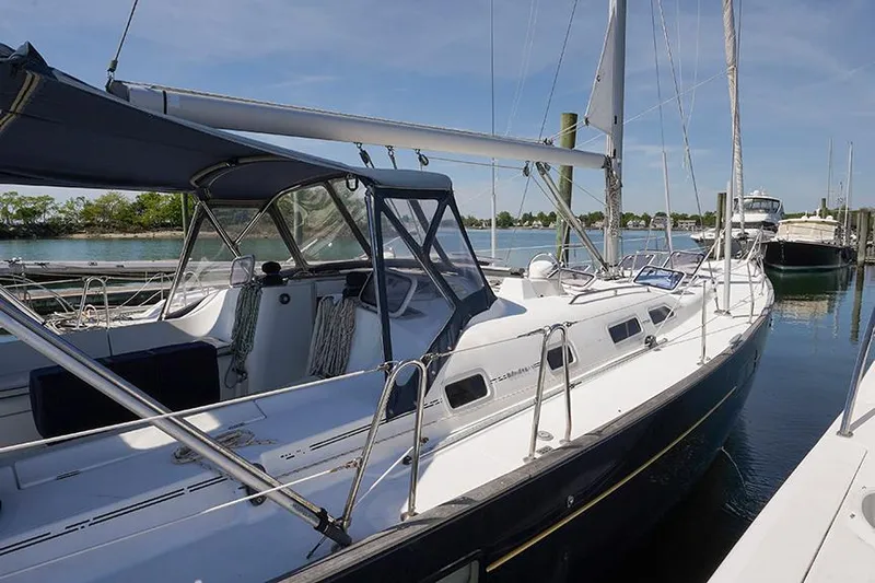 Velaj Yacht Photos Pics 