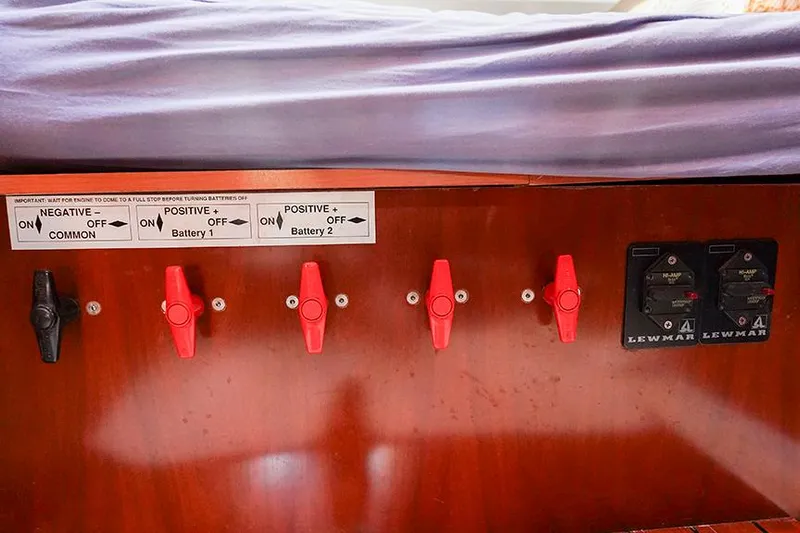 Velaj Yacht Photos Pics 