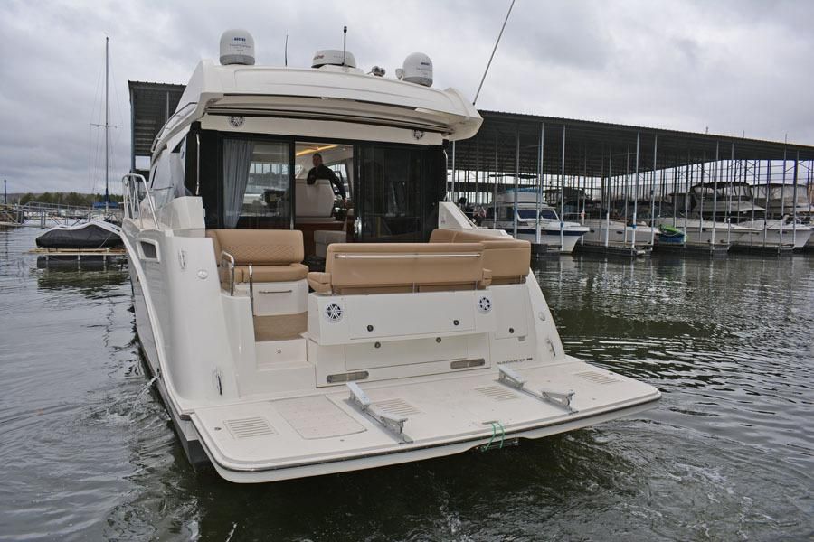 2017 Sea Ray 46 