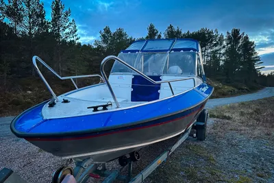 2007 Silver Marine Hawk 540