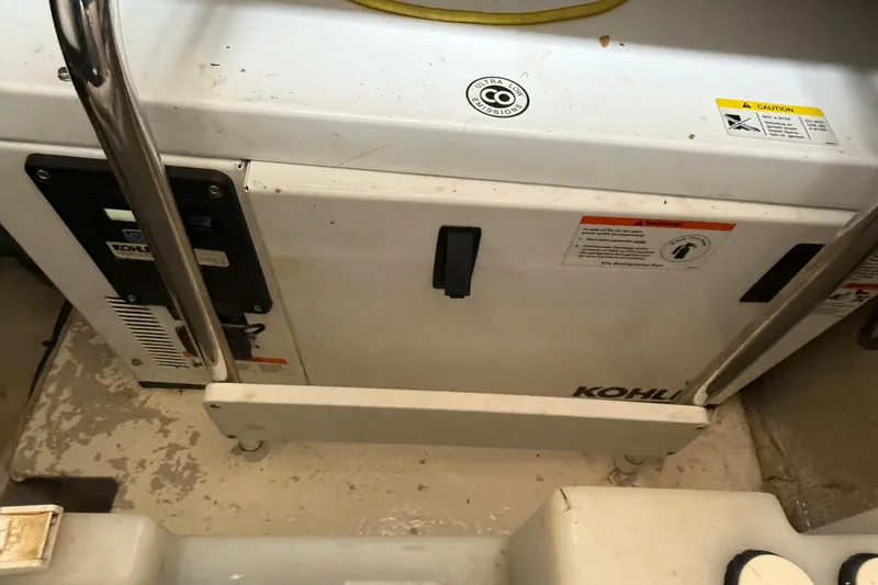  Yacht Photos Pics 2014 Sea Ray 370 Venture boat engine compartment with Kohler generator.