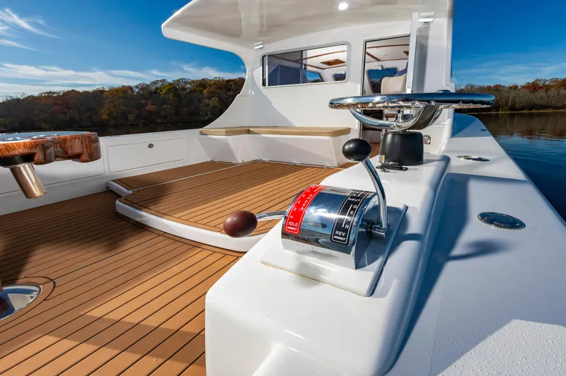 Loose Cannon Yacht Photos Pics 