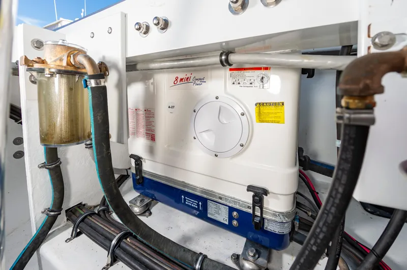 Loose Cannon Yacht Photos Pics 