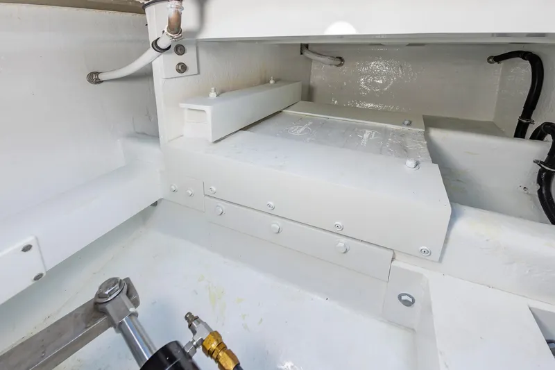 Loose Cannon Yacht Photos Pics 