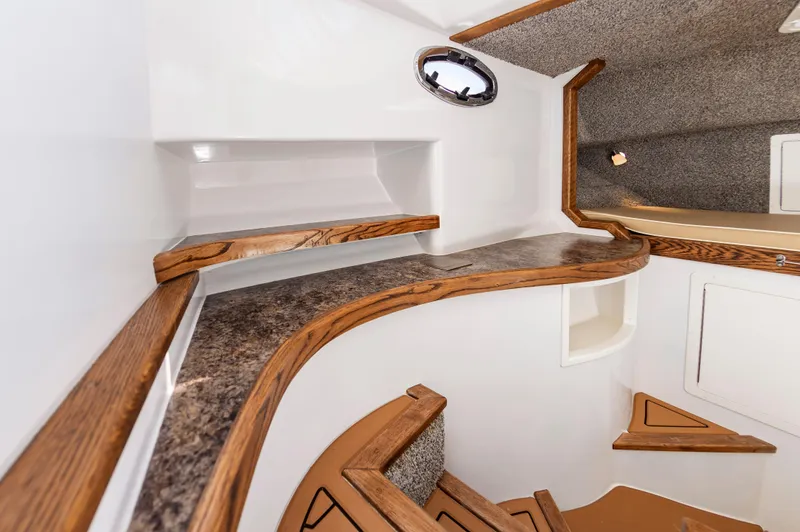 Loose Cannon Yacht Photos Pics 