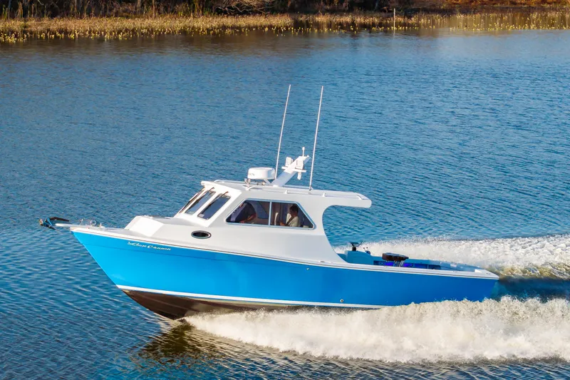 Loose Cannon Yacht Photos Pics 