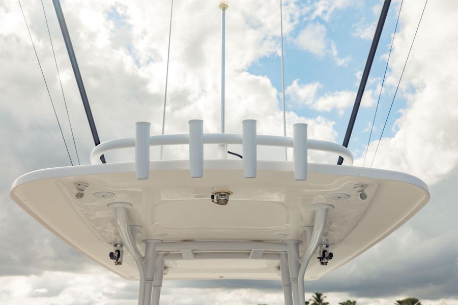 2017 Intrepid 327 Center Console
