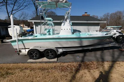 Shallow Sport 24 Modified V