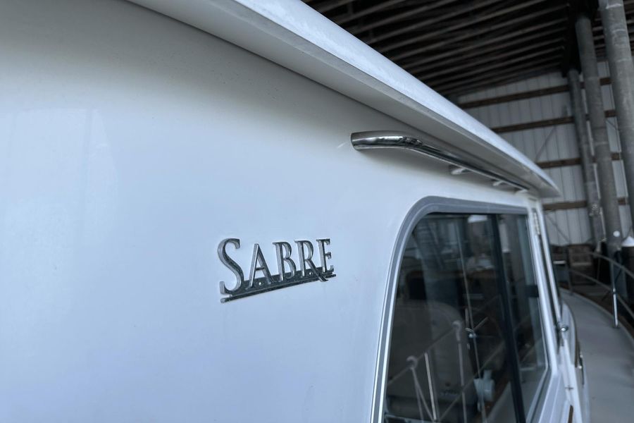 2017 Sabre 42 Salon Express