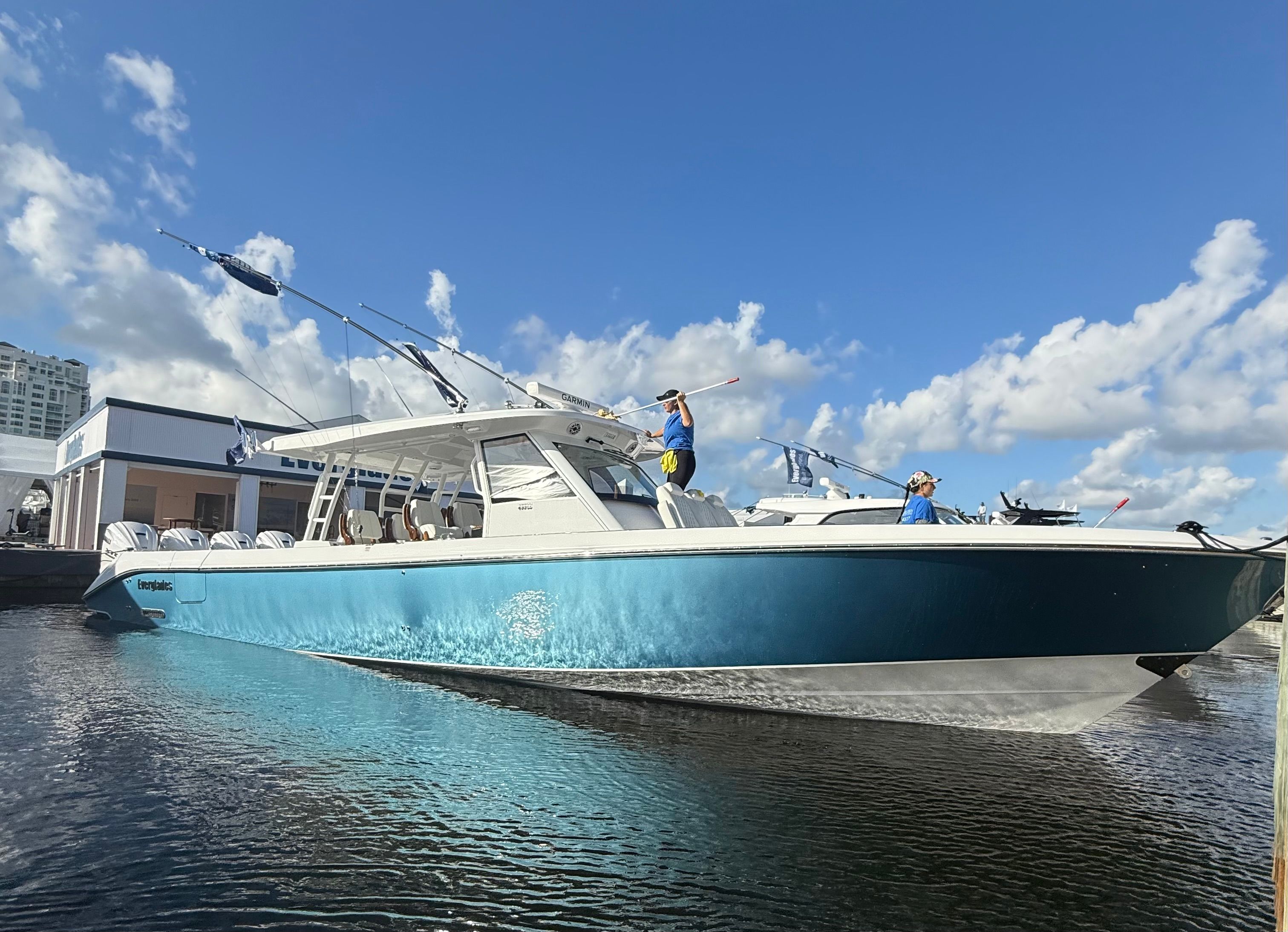 Everglades 455 Center Console