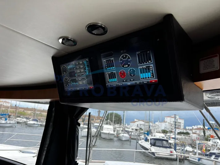  Yacht Photos Pics ABSOLUTE NAVETTA 58