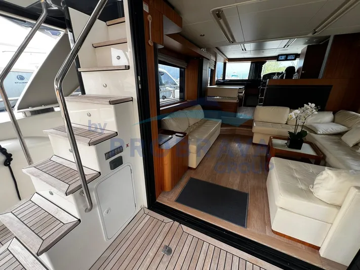  Yacht Photos Pics ABSOLUTE NAVETTA 58