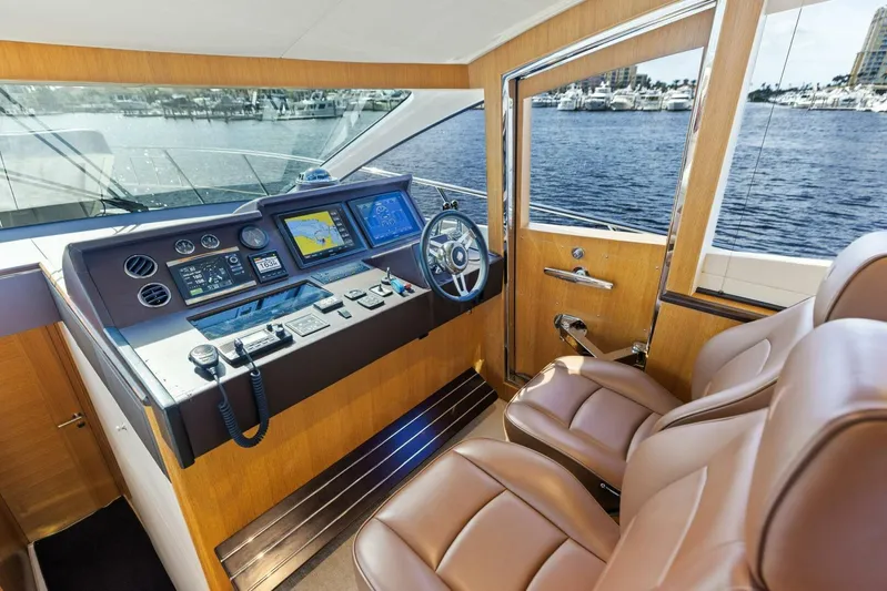 Wanderlust Yacht Photos Pics 