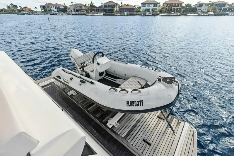 Wanderlust Yacht Photos Pics 