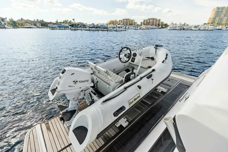 Wanderlust Yacht Photos Pics 