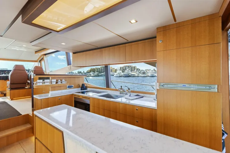 Wanderlust Yacht Photos Pics 