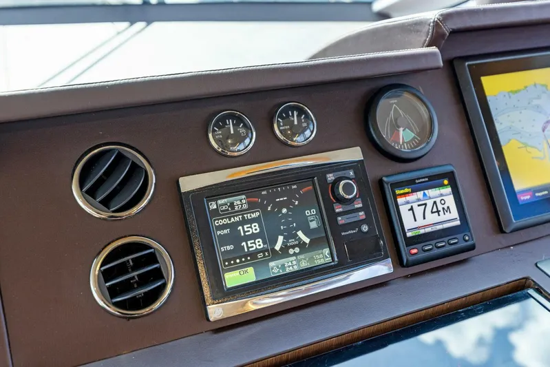 Wanderlust Yacht Photos Pics 