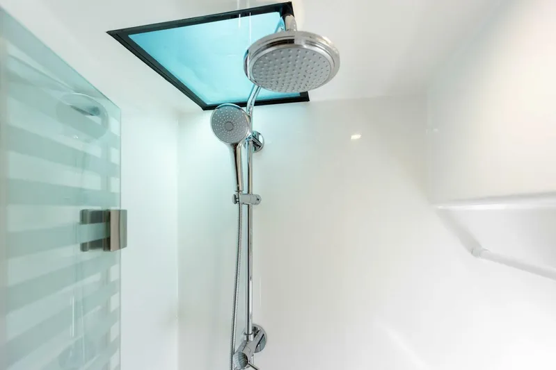 Wanderlust Yacht Photos Pics 