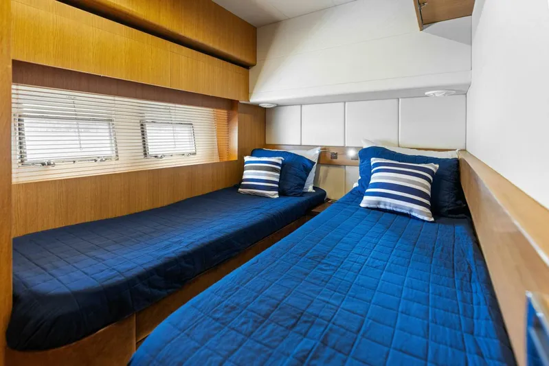 Wanderlust Yacht Photos Pics 