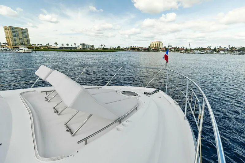 Wanderlust Yacht Photos Pics 